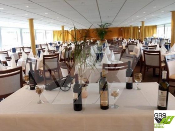 107m、182人乗りのクルーズ船を販売中