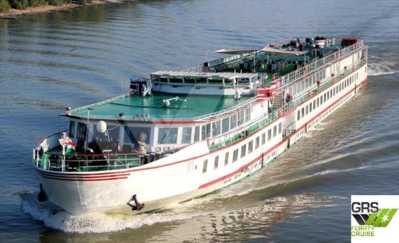 107m、182人乗りのクルーズ船を販売中