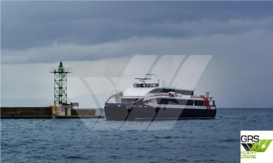 出售41米351座客船