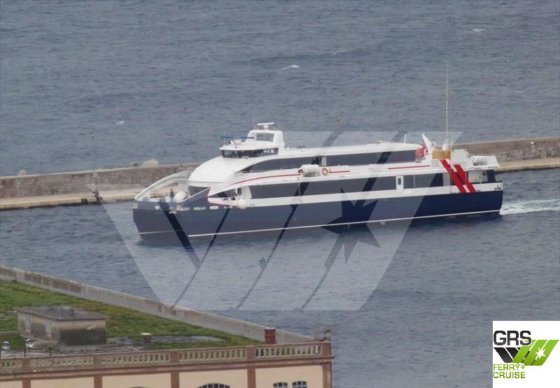 出售41米351座客船