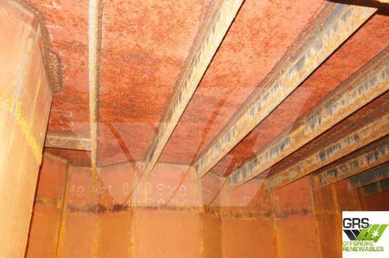 浅喫水作業台船(油回収タンク容量30m、10mポンツーン付き)