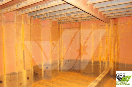 浅喫水作業台船(油回収タンク容量30m、10mポンツーン付き)