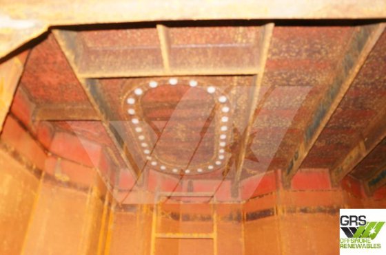 浅喫水作業台船(油回収タンク容量30m、10mポンツーン付き)