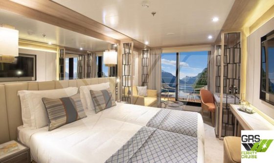 126m、172人乗りのクルーズ船を販売中