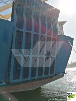 92m、896レーンメーターのRoRo船販売中