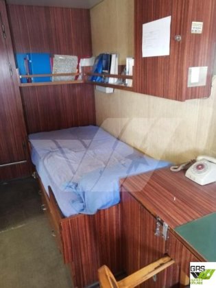 92m、896レーンメーターのRoRo船販売中