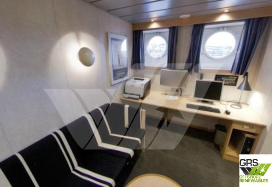 出售69米渔政巡逻船