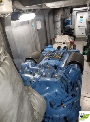 出售42米199座客船