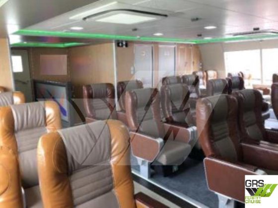 42m、199人乗りの客船を販売します