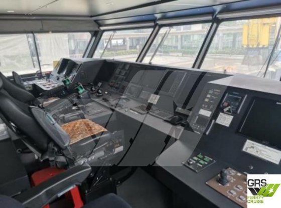 42m、199人乗りの客船を販売します