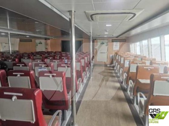 42m、199人乗りの客船を販売します