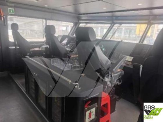 出售42米199座客船