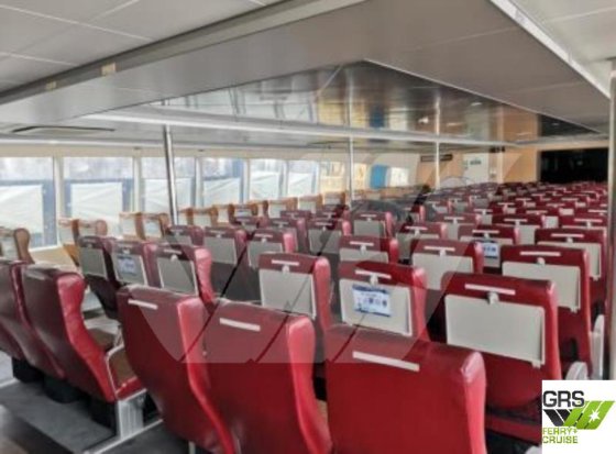 出售42米199座客船