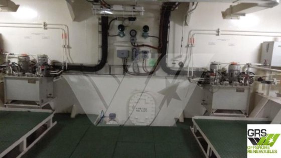 出售59米平台供应船