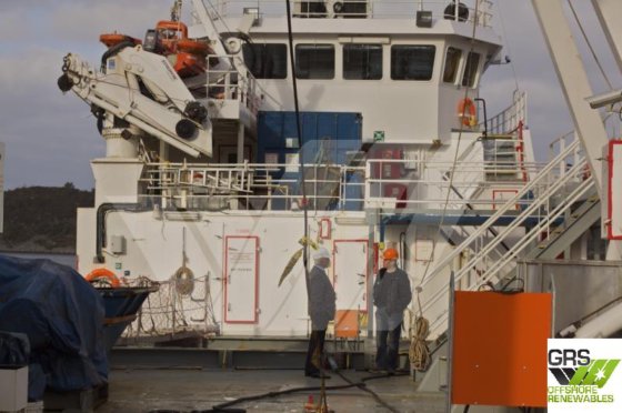 出售58米10节测量船