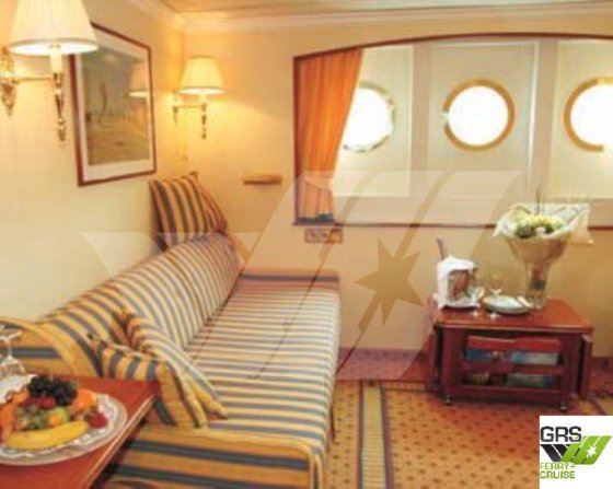 119m、100人乗りクルーズ船販売中