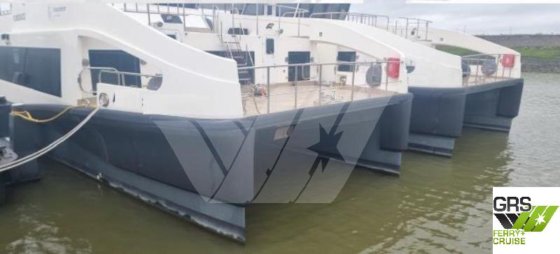 出售35米248人住宿船