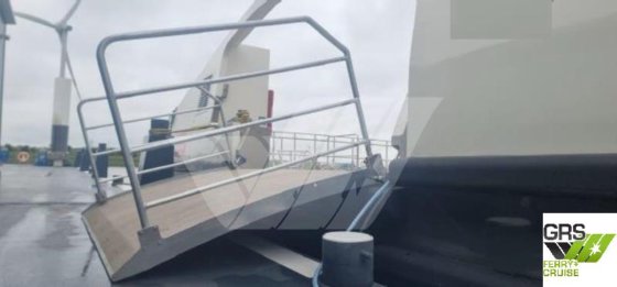 出售35米248人住宿船