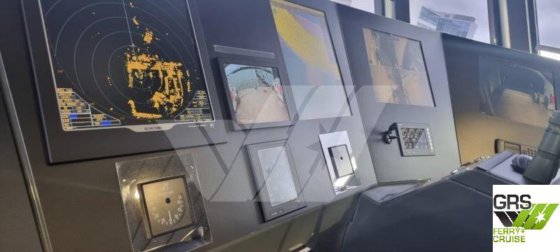 35m、248人乗りの宿泊船を販売します