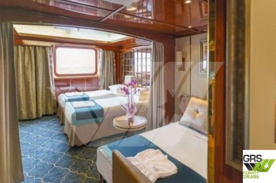 90m、127人乗りクルーズ船販売中