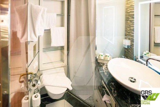 90米127座邮轮出售