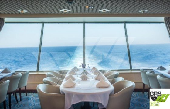 待售164米长、可容纳1076人的邮轮