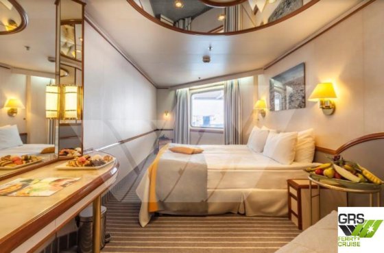 待售164米长、可容纳1076人的邮轮