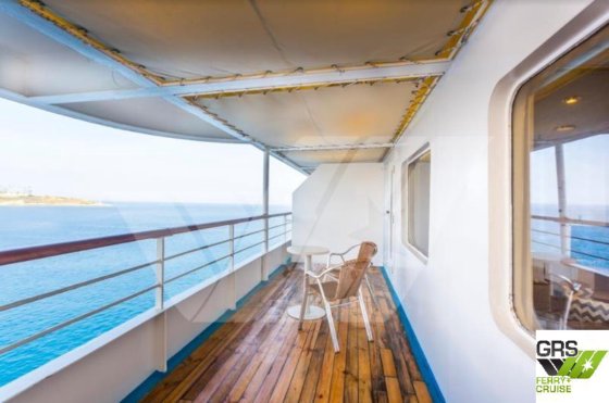 待售164米长、可容纳1076人的邮轮