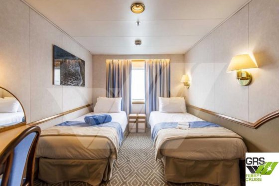 待售164米长、可容纳1076人的邮轮