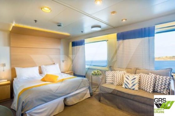 待售164米长、可容纳1076人的邮轮