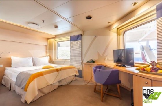 待售164米长、可容纳1076人的邮轮