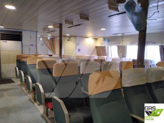 出售40米286座客船