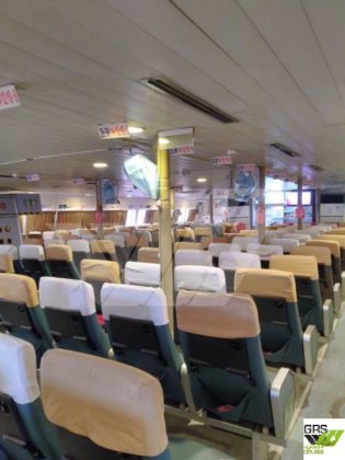 出售40米286座客船