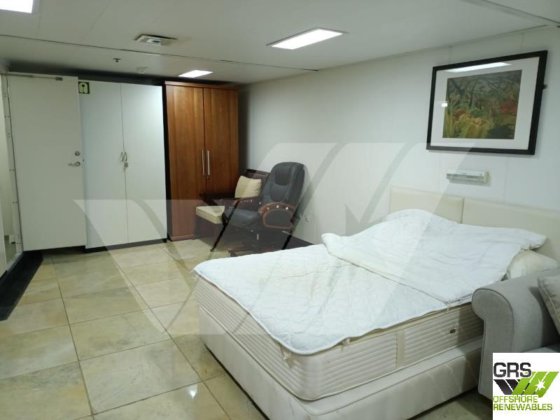 出售190米836座住宿船