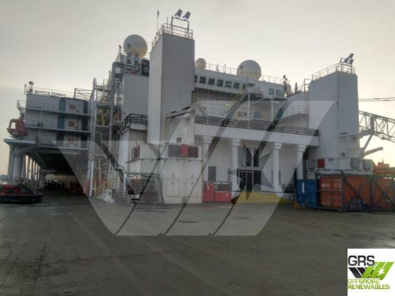 190m、836人乗りの宿泊施設付き船を販売