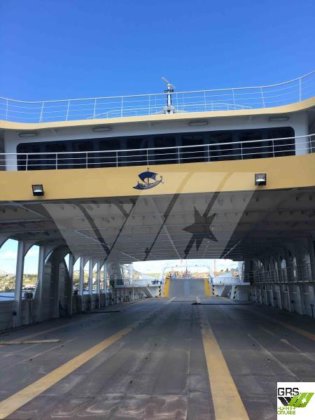 出售101米客滚船