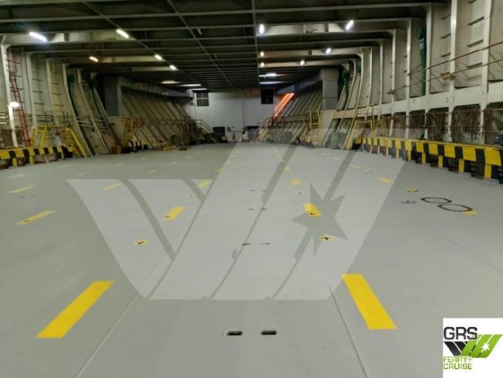 121m 1225レーンメーターのRoRo船販売中