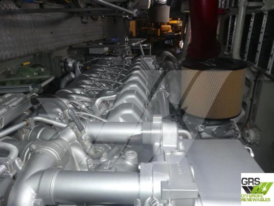 販売用の54m調査船