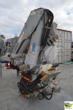 販売用の54m調査船