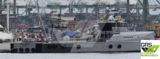 販売用の54m調査船