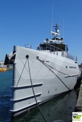 販売用の54m調査船