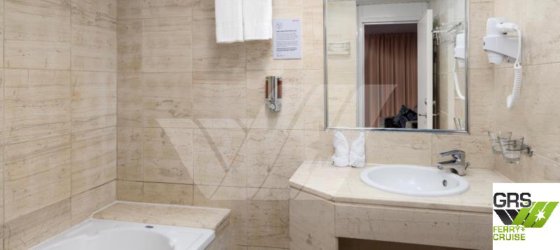 137米328座邮轮出售