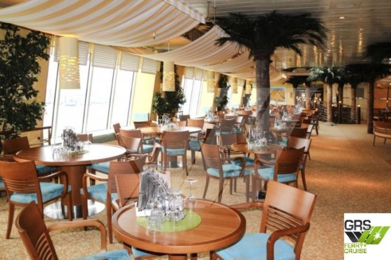 待售：193米长，可容纳1230名乘客的邮轮