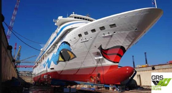 待售：193米长，可容纳1230名乘客的邮轮