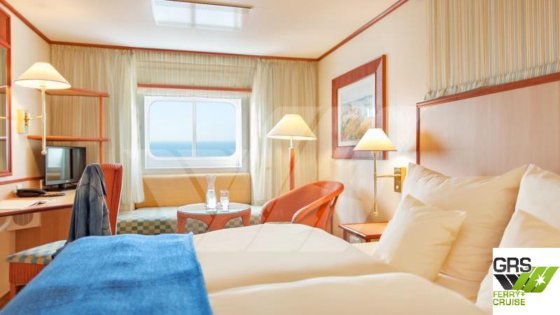 待售：193米长，可容纳1230名乘客的邮轮