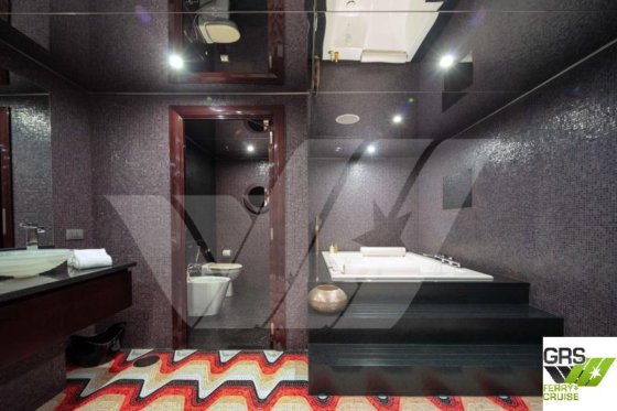 91米长、可载44人的邮轮出售