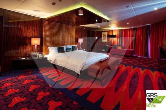 91米长、可载44人的邮轮出售