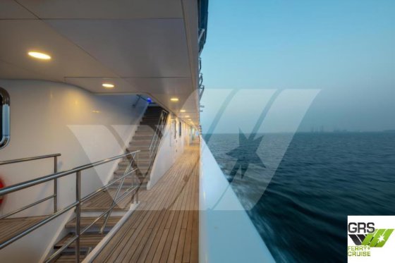 91米长、可载44人的邮轮出售