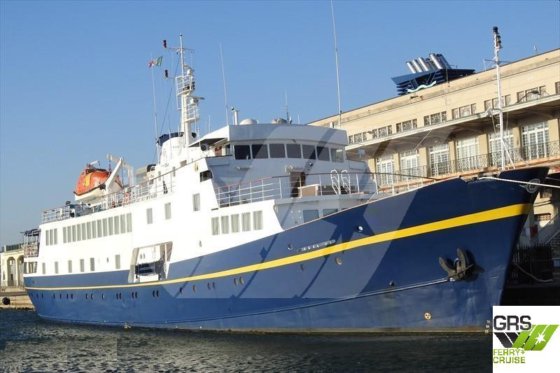 68m、60人乗りの客船を販売します