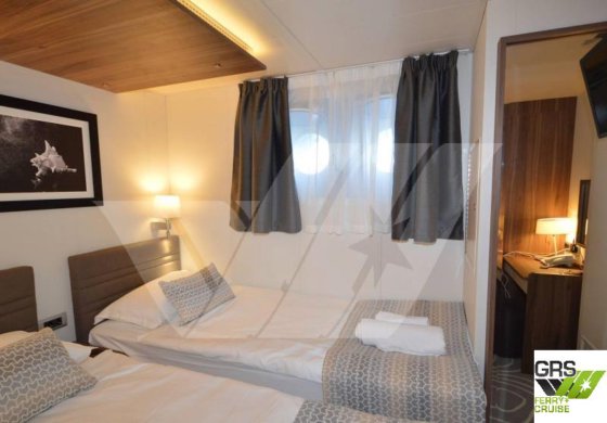 航海用 - 63m、36人乗りクルーズ船販売中